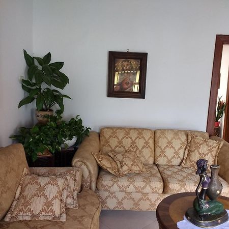 Hostal Famihotel Fundadores خاردين المظهر الخارجي الصورة