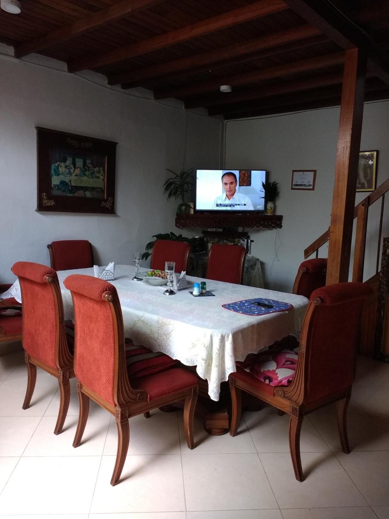 Hostal Famihotel Fundadores خاردين المظهر الخارجي الصورة